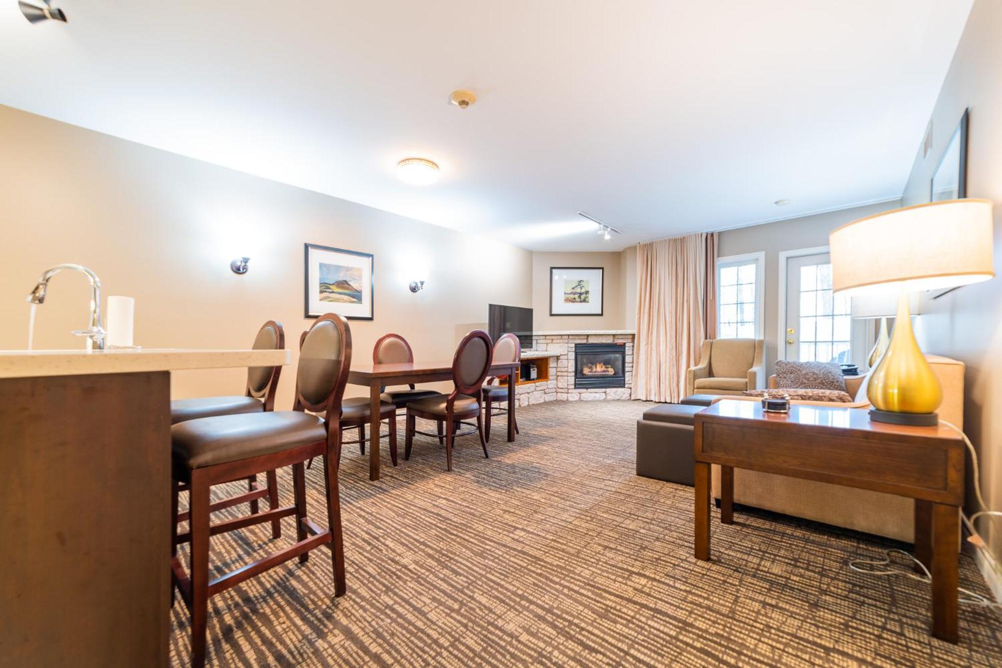 Horseshoe Valley Suites - The Azure Shanty Bay Zewnętrze zdjęcie